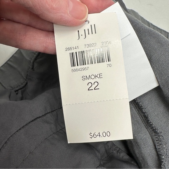 J Jill NWT‎ Ladies Size 22 Mid Rise Linen Rayon Shorts in Smoke $64 Breathable - Picture 3 of 10